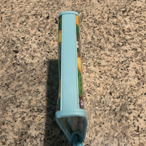 TT: Vera Bradley Lemon Grove Clear Wristlet Cosmetic Case - Picture 8 of 11